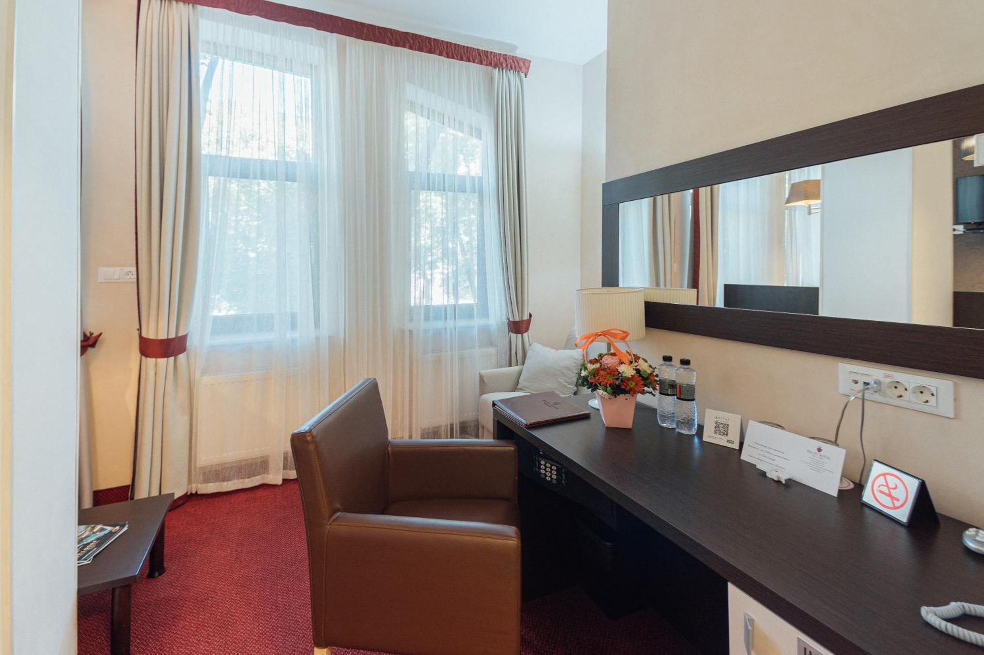 אודסה Boutique Hotel Palais Royal מראה חיצוני תמונה