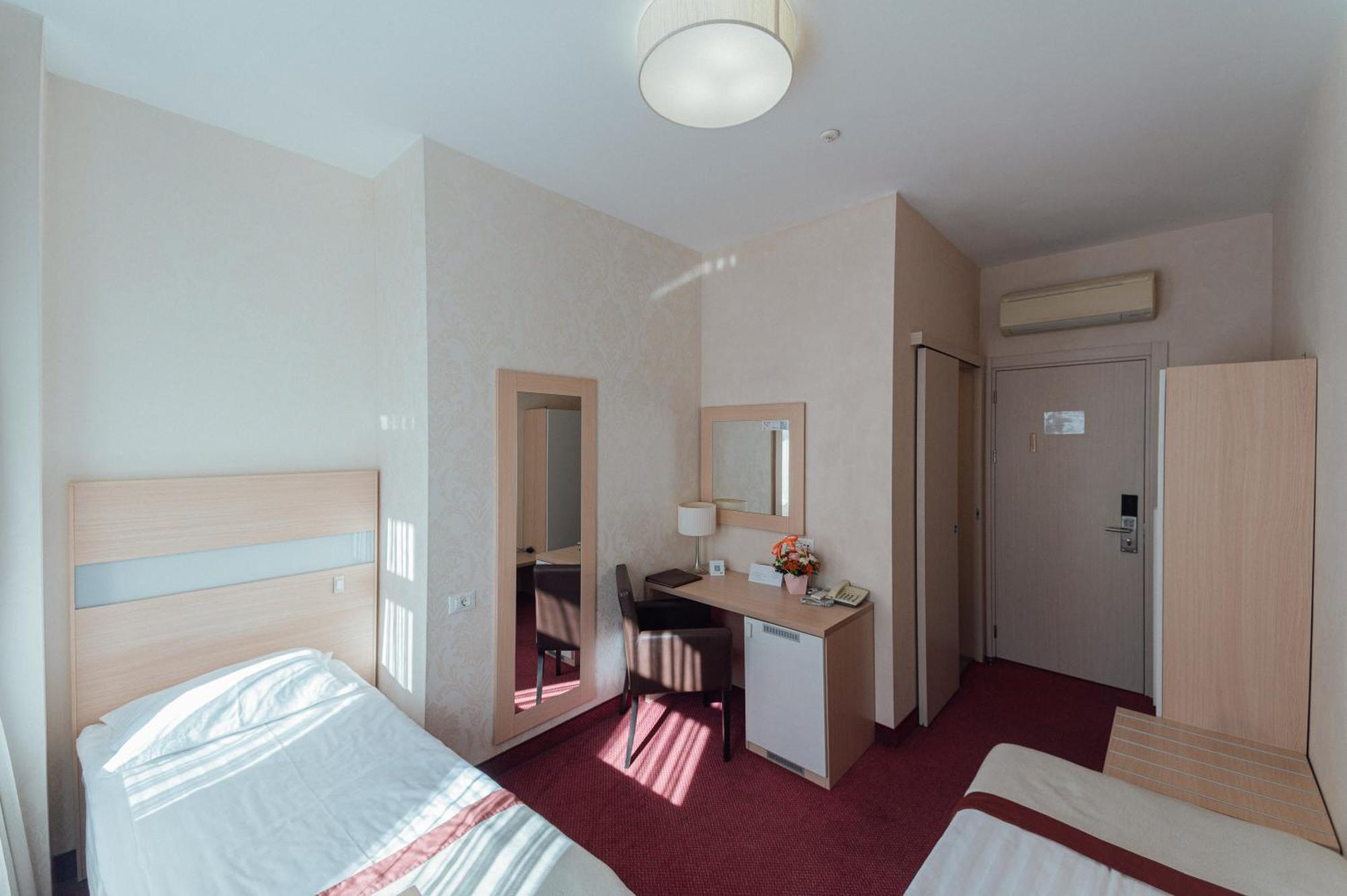 אודסה Boutique Hotel Palais Royal מראה חיצוני תמונה