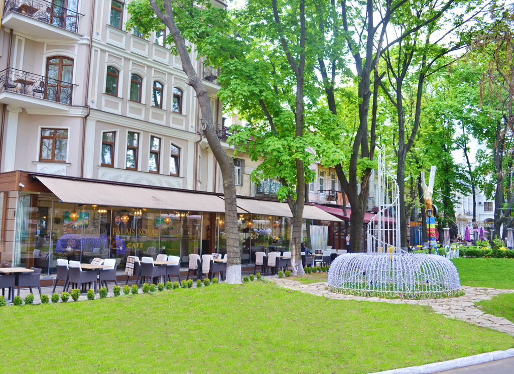אודסה Boutique Hotel Palais Royal מסעדה תמונה