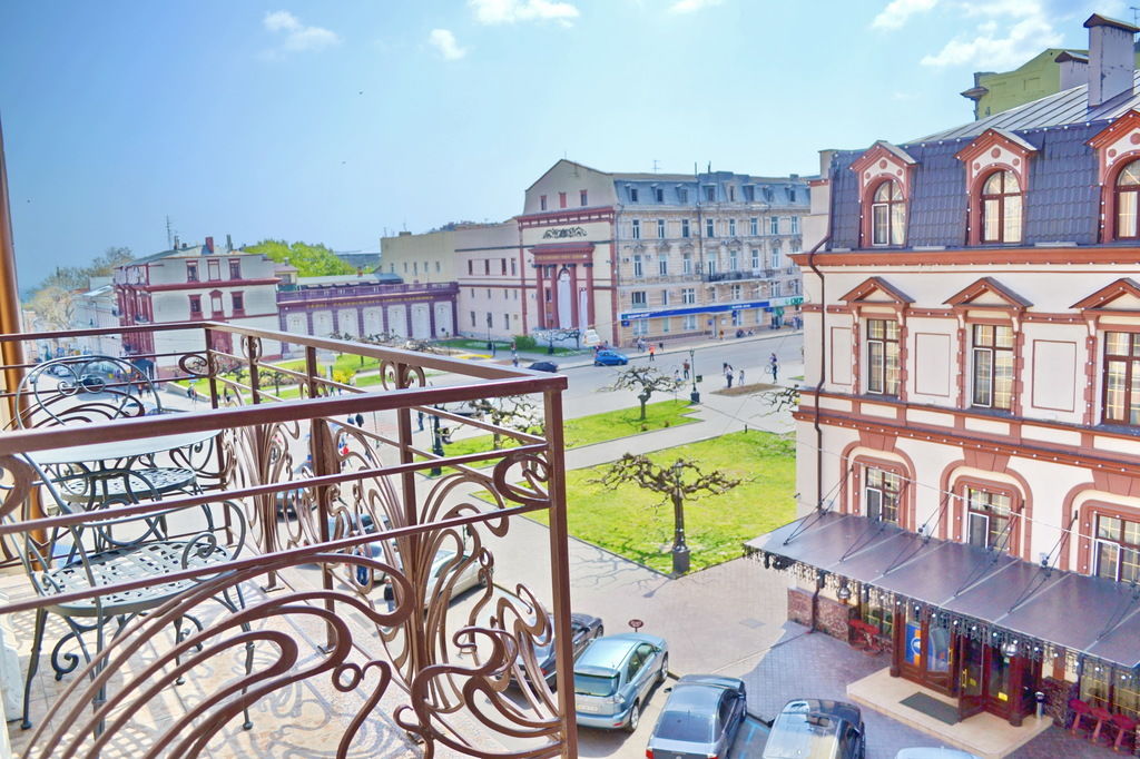 אודסה Boutique Hotel Palais Royal מסעדה תמונה
