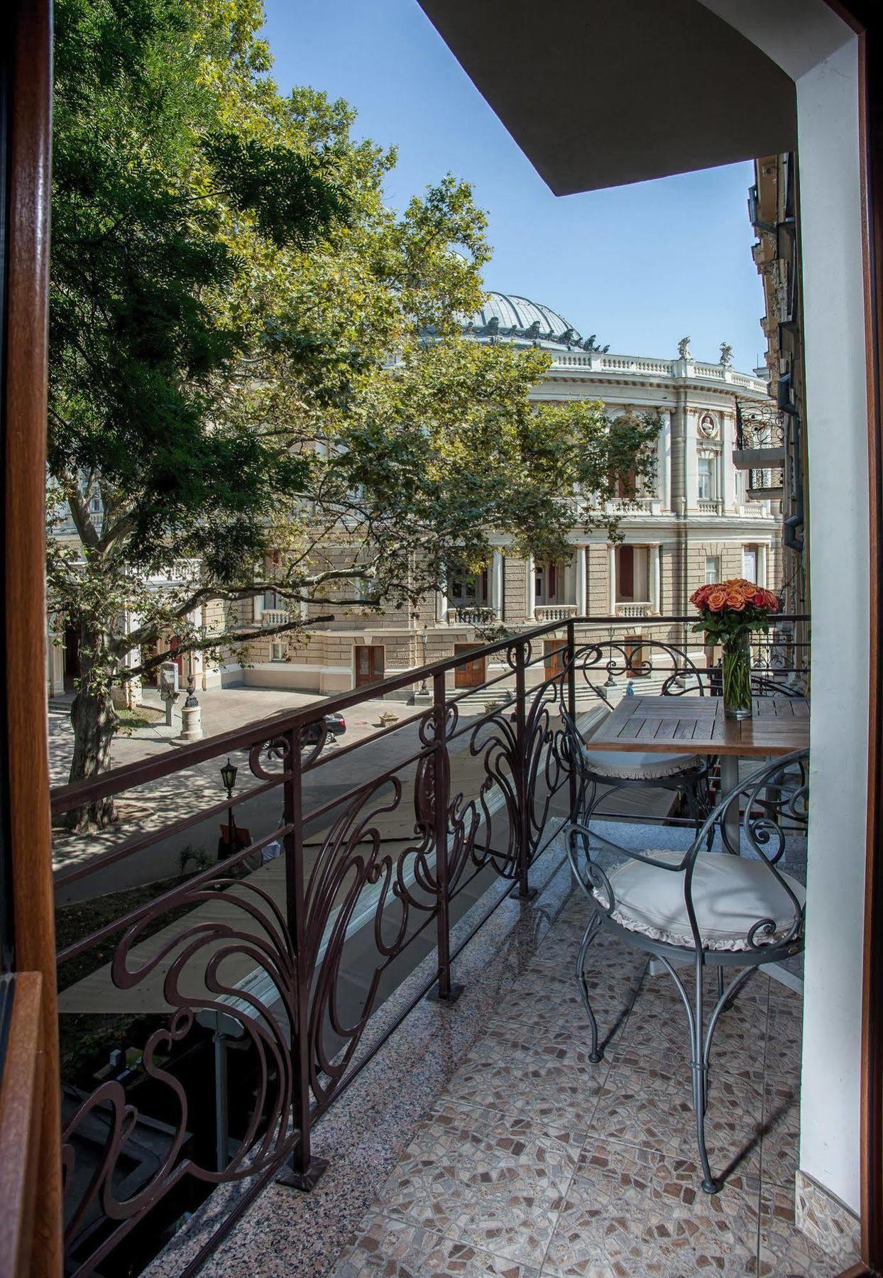 אודסה Boutique Hotel Palais Royal מראה חיצוני תמונה